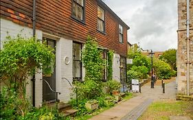 Merrythought Cottage - Entire 2 Bed, 2 Bath Cottage In The Heart Of Rye Citadel